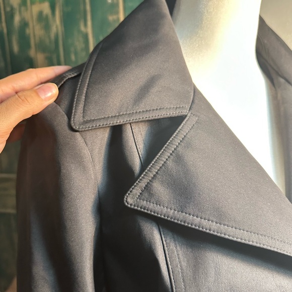 Calvin Klein Trench Coat Women's
Xs Black Long Raincoat Belted - Picture 11 of 17